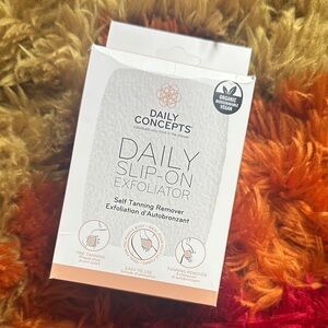 Daily Concepts DAILY SLIP-ON EXFOLIATOR☀️NWT